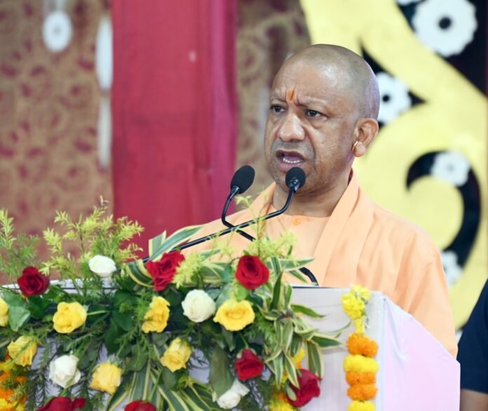 योगी सरकार में निवेश परियोजनाओं को धरातल पर उतारने की तेज पहल, समयबद्ध समाधान पर जोर